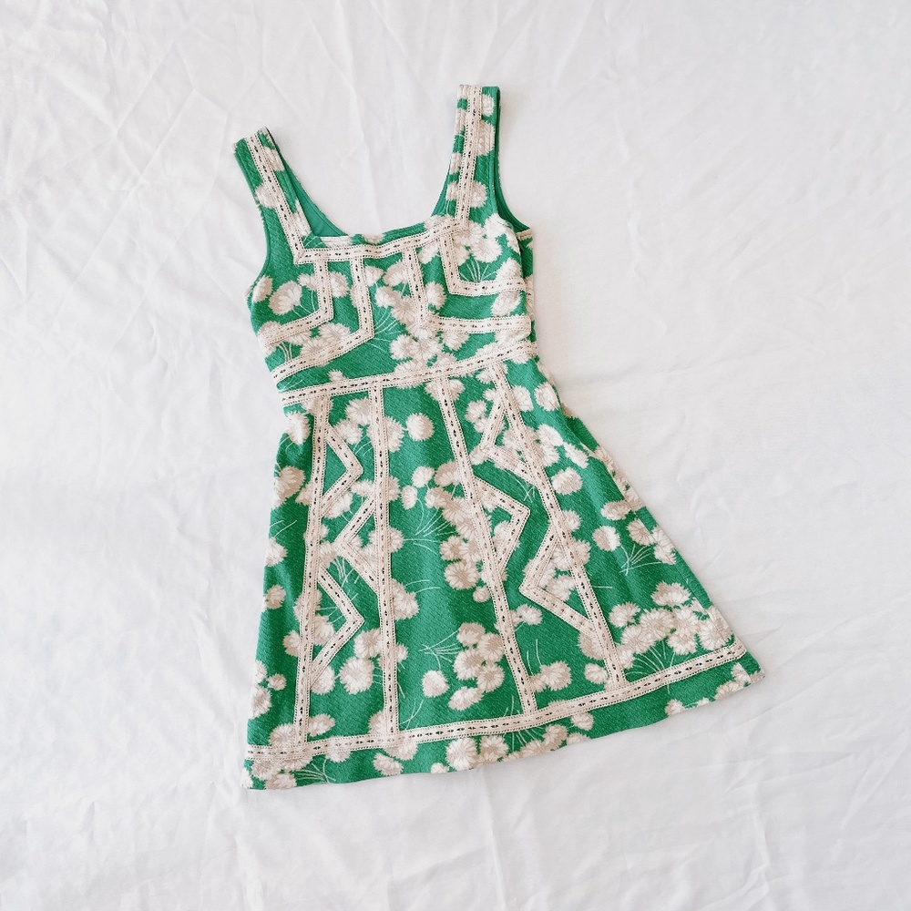 Anthropologie Maeve Emma Green Floral Crochet Skater … Gem